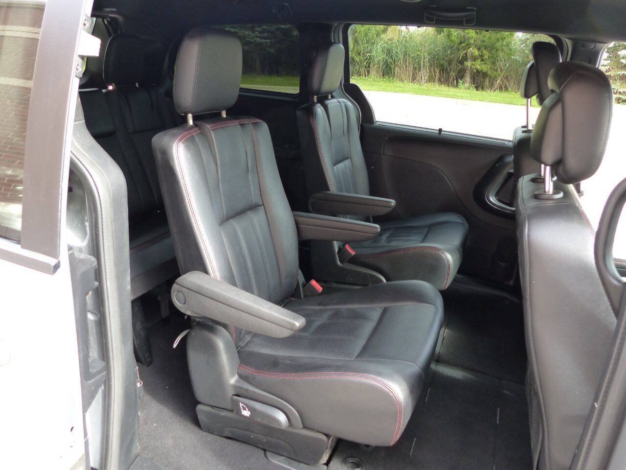 Used 2019 Dodge Grand Caravan GT FWD image 45