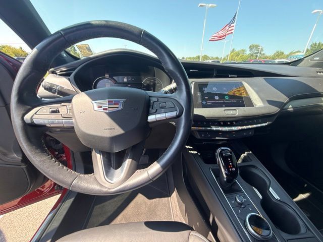 Used 2023 Cadillac XT4 Premium Luxury AWD/4WD image 20