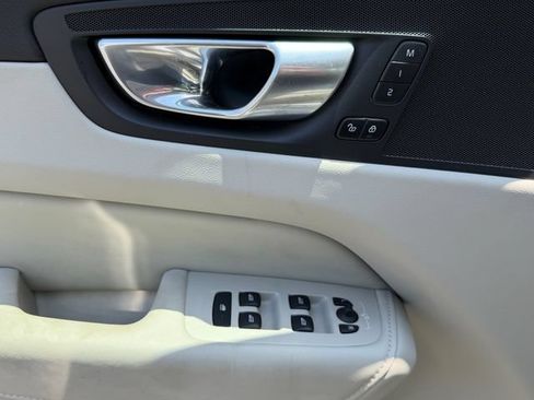 Used 2024 Volvo XC60 B5 Core w/ Protection Package Premier AWD/4WD image 27