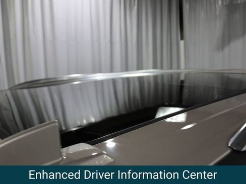 Used 2021 Chevrolet Tahoe Premier w/ Premium Package AWD/4WD image 15