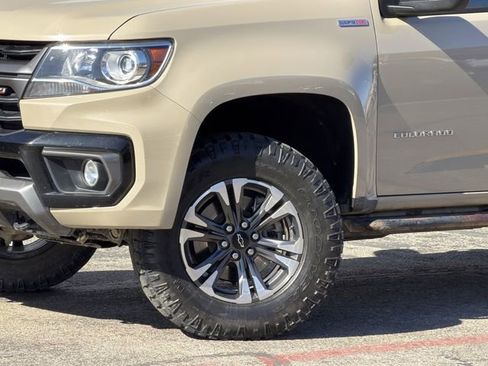 Used 2021 Chevrolet Colorado Z71 w/ Safety Package image 8