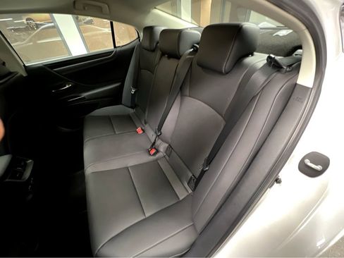 Certified 2023 Lexus ES 350 w/ Premium Package FWD image 20