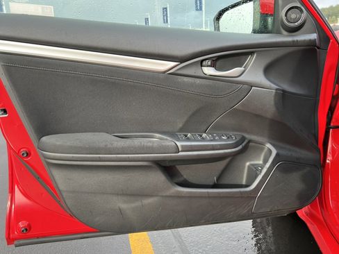 Used 2019 Honda Civic EX image 13