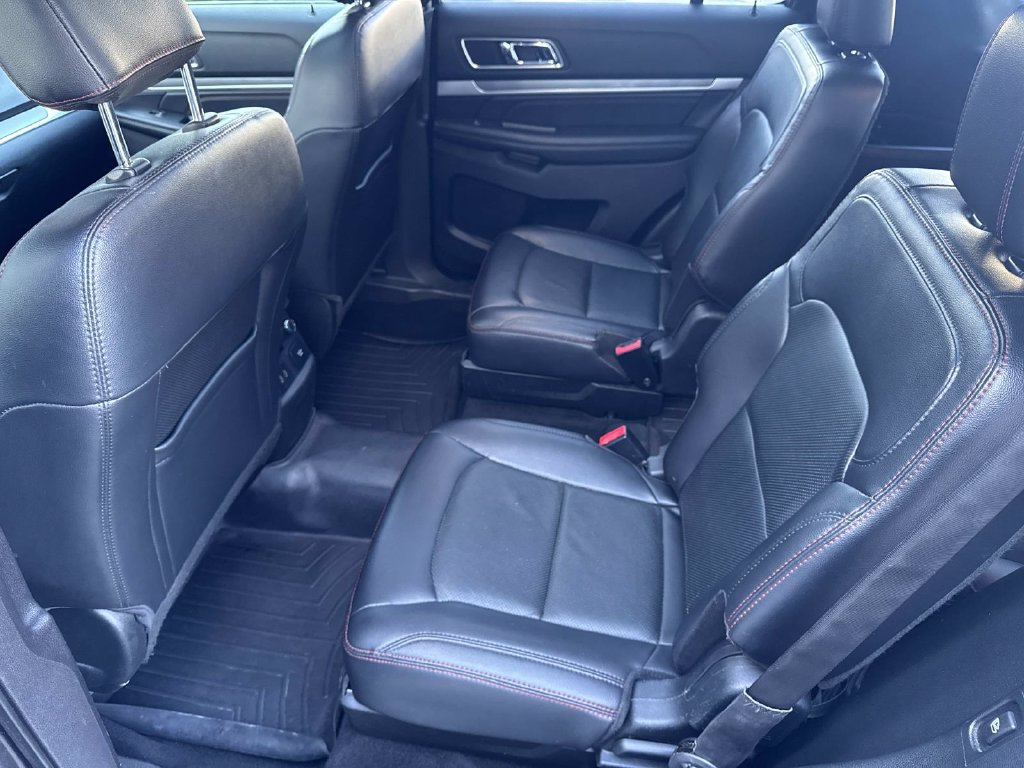 Used 2019 Ford Explorer Sport w/ Equipment Group 401A AWD/4WD image 17