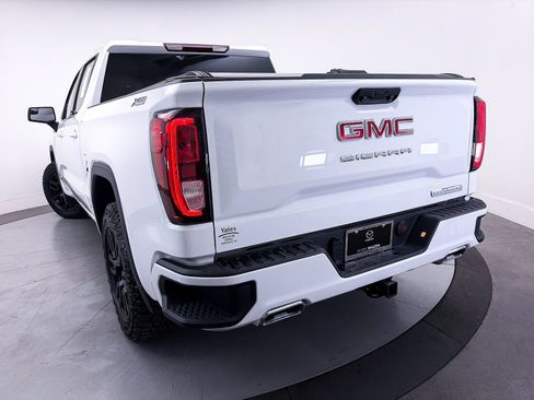 Used 2025 GMC Sierra 1500 Elevation w/ X31 Off-Road Package AWD/4WD image 4