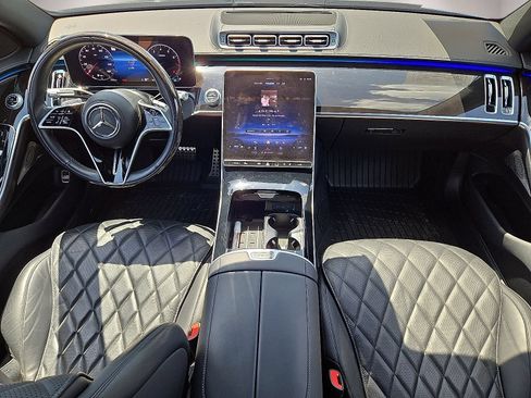 Used 2024 Mercedes-Benz S 580 4MATIC Sedan image 18
