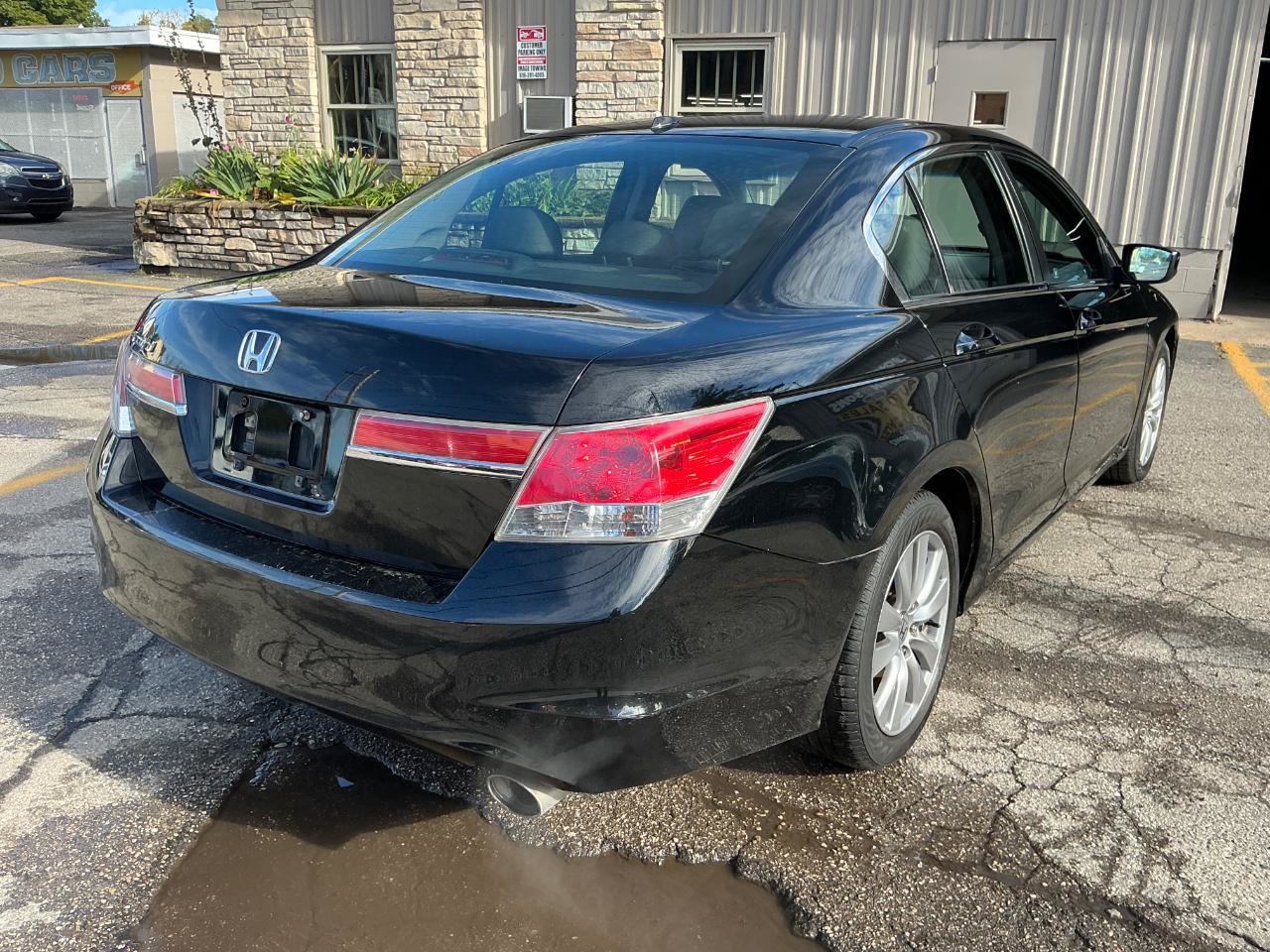 Used 2012 Honda Accord EX-L image 4