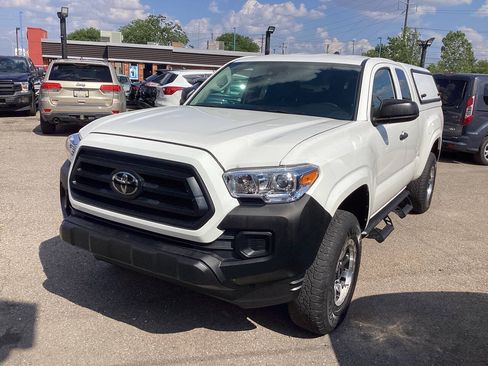 Used 2021 Toyota Tacoma SR RWD image 31