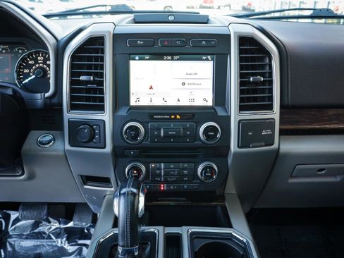 Used 2018 Ford F150 Lariat w/ Equipment Group 502A Luxury image 20