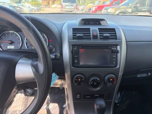 Used 2013 Toyota Corolla S FWD image 12