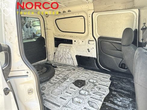 Used 2016 RAM ProMaster City Tradesman FWD image 2