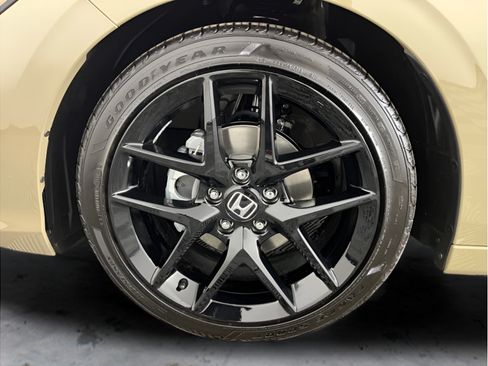 Used 2026 Honda Civic Sport image 19