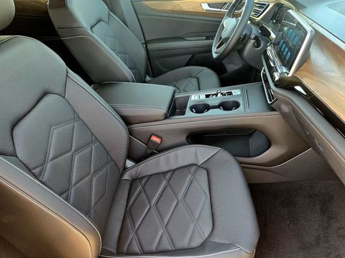 New 2026 Volkswagen Atlas SE FWD image 13