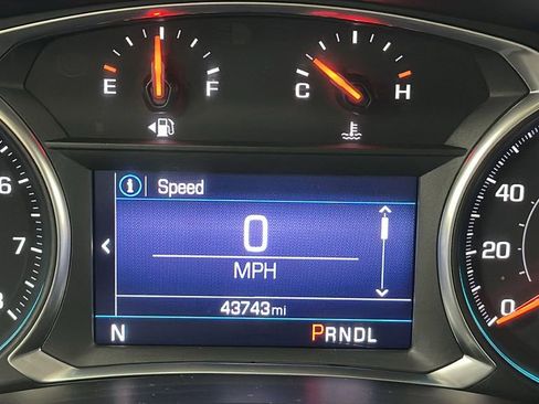 Used 2022 Chevrolet Equinox LT AWD/4WD image 12