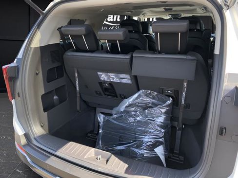 New 2026 Kia Carnival SX Prestige image 17