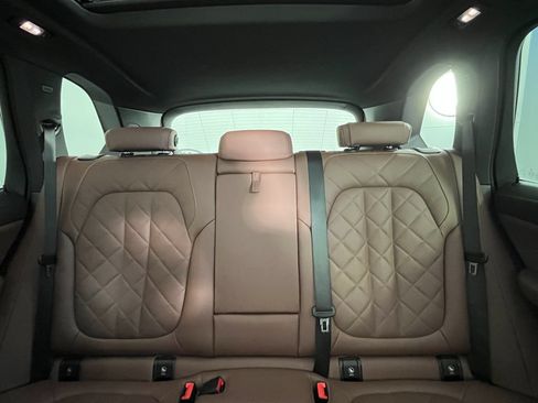 Used 2025 BMW X5 xDrive40i AWD/4WD image 18