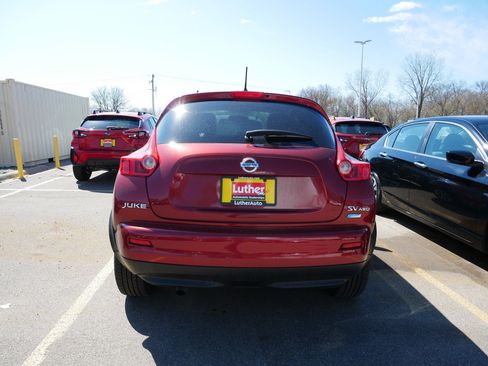 Used 2013 Nissan Juke SV image 4