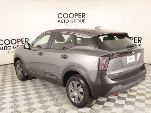 Used 2025 Nissan Kicks S image 21