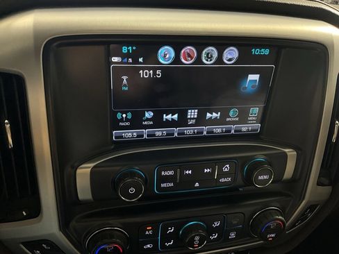 Used 2018 GMC Sierra 1500 SLT AWD/4WD image 25