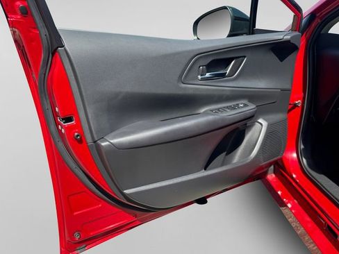 Used 2023 Toyota Prius Prime FWD image 9
