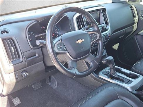 Used 2019 Chevrolet Colorado LT w/ Redline Special Edition image 12