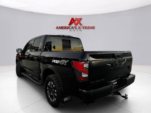 Used 2021 Nissan Titan PRO-4X w/ Pro-4x Convenience Package image 3