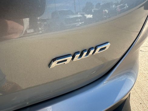 Used 2024 Ford Edge Titanium w/ Class II Trailer Tow Package AWD/4WD image 37