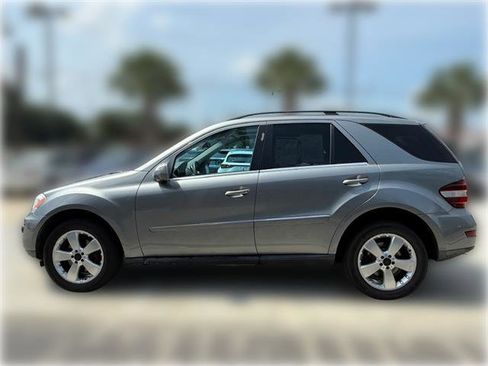 Used 2010 Mercedes-Benz ML 350 2WD image 4