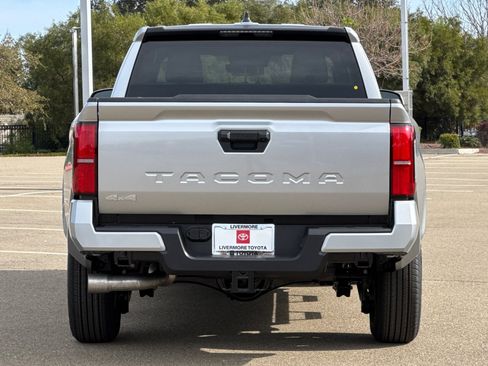 New 2025 Toyota Tacoma SR5 image 5