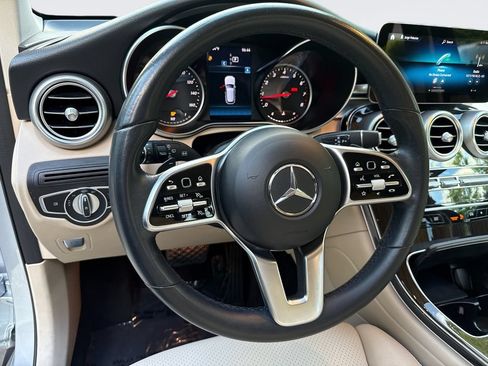 Used 2022 Mercedes-Benz GLC 300 image 11
