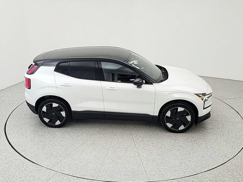 New 2026 Volvo EX30 Plus w/ Protection Package Premier AWD/4WD image 16