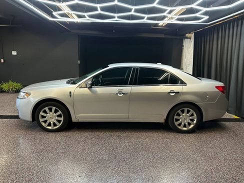 Used 2012 Lincoln MKZ AWD image 4