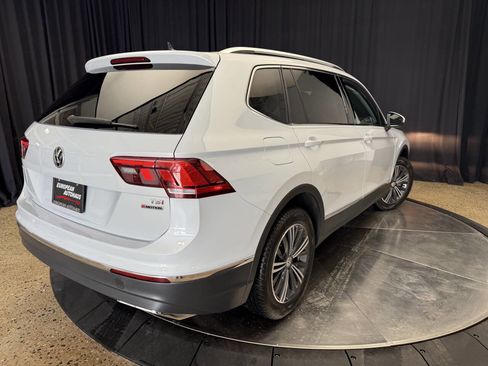 Used 2018 Volkswagen Tiguan SEL image 9