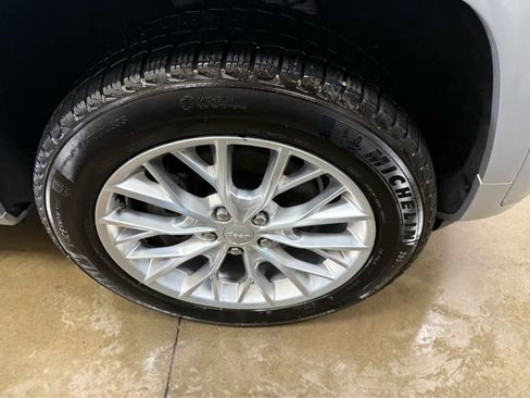 Used 2021 Jeep Grand Cherokee L Summit w/ Luxury Tech Group V image 37