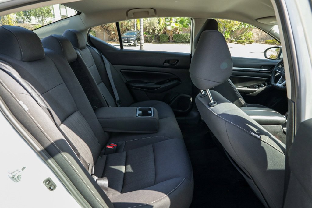 Used 2023 Nissan Altima 2.5 SV FWD image 59