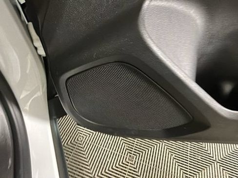 Used 2021 Chevrolet TrailBlazer LT w/ Sun and Liftgate Package FWD image 31
