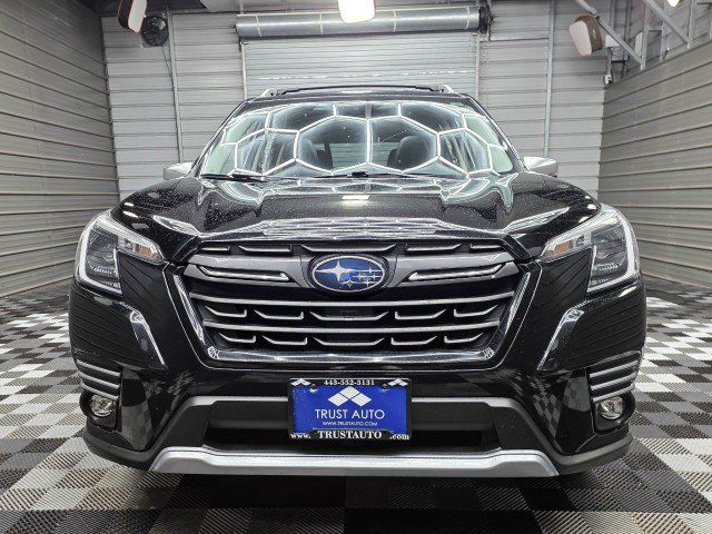 Used 2022 Subaru Forester Touring AWD/4WD image 4