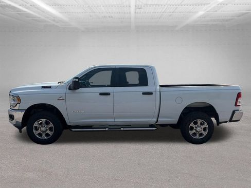 Used 2024 RAM 2500 Big Horn w/ Off Road Package AWD/4WD image 3