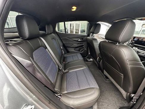 Used 2025 Buick Envista Preferred w/ Convenience I Package FWD image 20