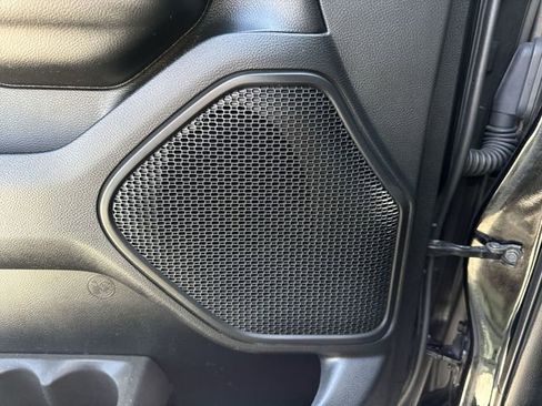 Used 2020 RAM 1500 Big Horn AWD/4WD image 23