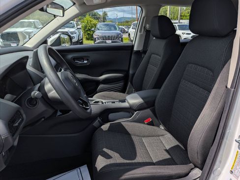 Used 2025 Honda HR-V LX image 13