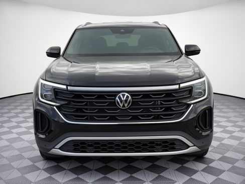 Used 2025 Volkswagen Atlas Cross Sport SE AWD/4WD image 6