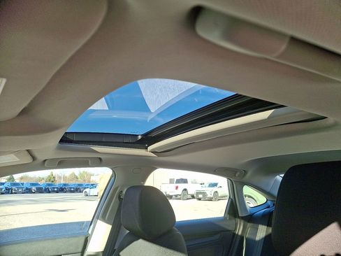 Used 2023 Honda Civic EX image 14