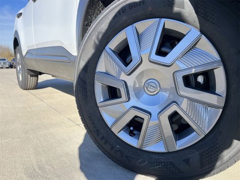 New 2026 Nissan Kicks S image 7