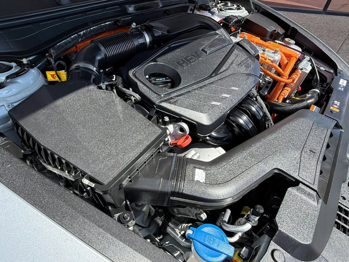 Used 2025 Hyundai Sonata SEL FWD image 24