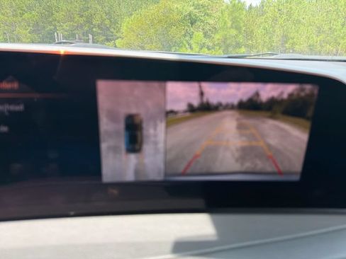 Used 2025 Cadillac XT4 Premium Luxury FWD image 20