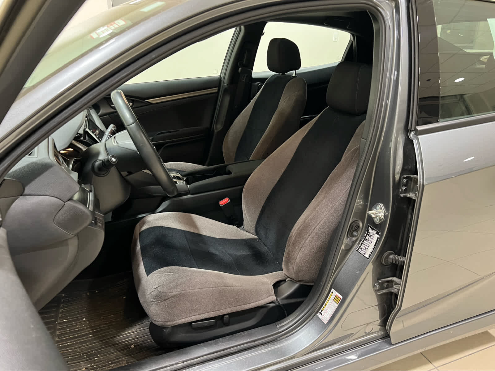 Used 2020 Honda Civic EX image 13