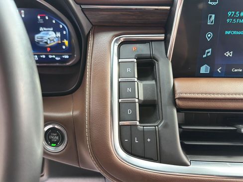 Used 2023 Chevrolet Tahoe High Country AWD/4WD image 26