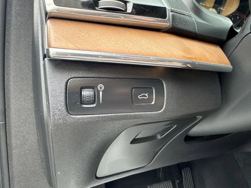 Used 2018 Volvo XC90 T6 Inscription w/ Convenience Package AWD/4WD image 18