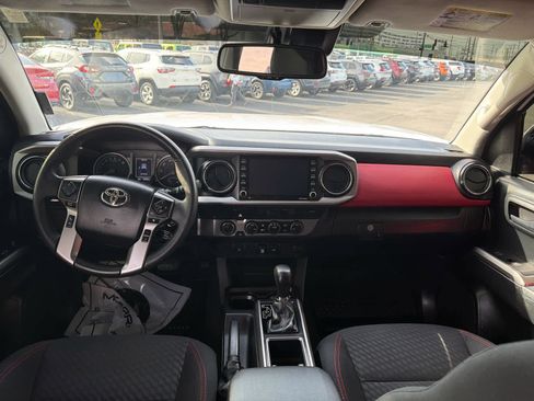 Used 2021 Toyota Tacoma SR5 image 14